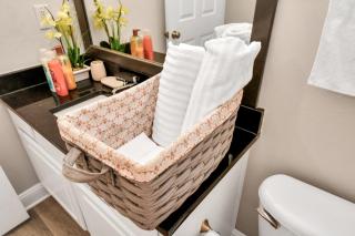 Pool View Kings Beds 2BR Galleria Mall Houston Area - 6