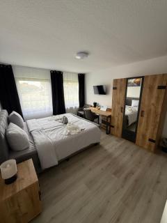 Hotel Rademacher - Wittmund - 0