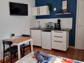 N3 - Charmant Studio Central - 5