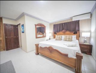 Home W Private Hot Tub, Near Everything in Sosua Center - 9