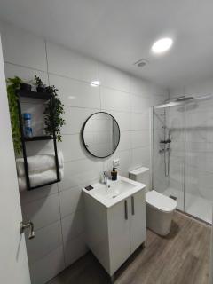 Estudio moderno con WiFi y aire acondicionado Centro de La Jonquera junto a la frontera - 6