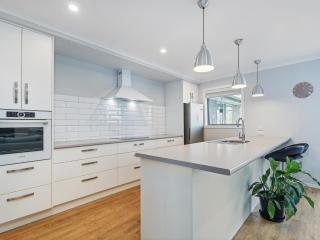 Golden Vista - Coromandel Holiday Home - Coromandel - 1