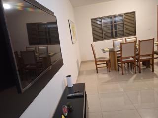 Apartamento Inteiro - 3 quartos com ar-condicionado e estacionamento - 6