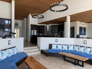 Sky Beach Club Rock House home - 5