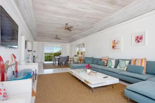 Utopia House home - 3