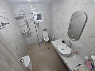 uncie spiros house - 6