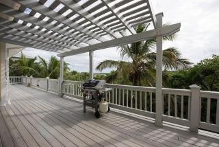 Salty Dolphin home - 4