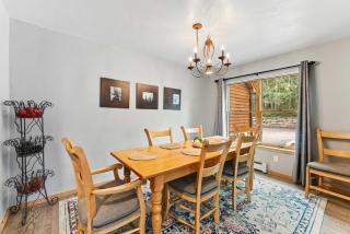 Peak 7 Mountain Lodge - Hot Tub & Expansive Views - 2