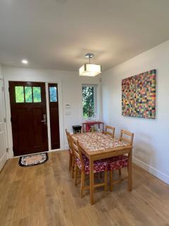 ChicVilla 3 Bedrooms 2 baths 8 min walk to Langara station - 6