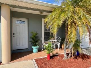 5 min to Airport, Walking Distance to Bucs Stadium - 9