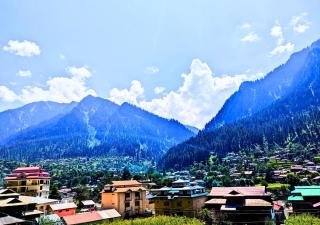 Markhor Resort Sharda - 2