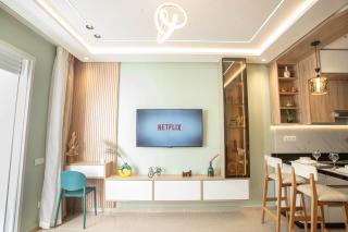 Tropical luxe balcon vue sur piscine ,nerflix et fibre optique - 1