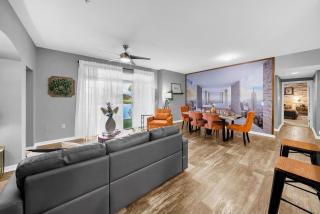 Modern 2BR Pool, Gym Pet-Friendly #12 - 1