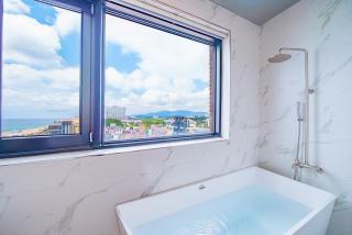 Gangneung Memory Stay Ocean View Pension - 1
