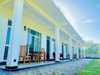 White Shine Hotel - 2