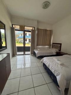 Sanggam Beach Hotel - 1