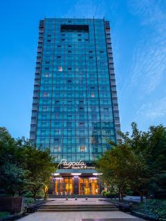 Pagoda Hotel Hangzhou West Lake Wulin - City Center and Family Friendly - Hangzhou - 0