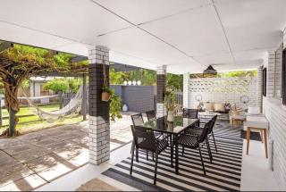 Sunny Daze Beach House - 6