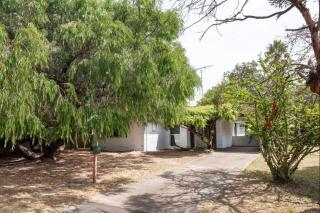 Sunny Daze Beach House - 3