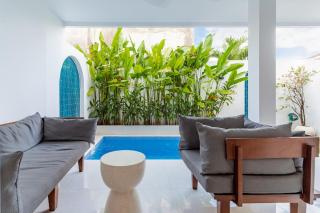 Modern 3BR Villa with Pool and Rooftop Lounge - 2