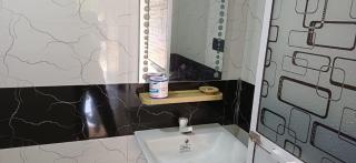 K Seven Guest Inn - Challi - 2