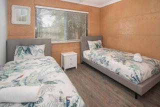 Sea Breeze Villa - 8