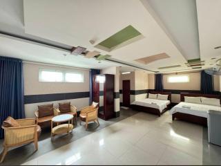 QUEEN CENTRAL HOTEL - BEN THANH MARKEt - 7