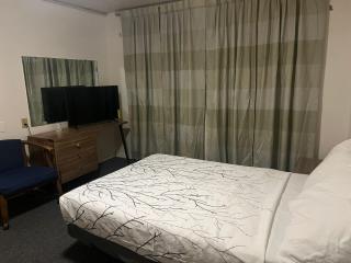 Economy Inn - 9