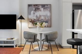 High End Sky Suite Near Marvel, Heated Pool, Gym - Melbourne - 3