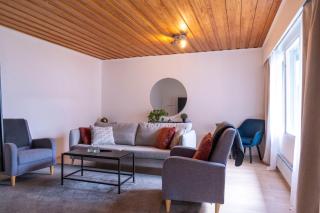 Newly renovated house for 6 People - 7