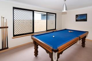 Canal Life - Private Pool and Tennis Court - 2