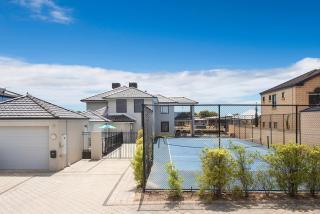 Canal Life - Private Pool and Tennis Court - 0