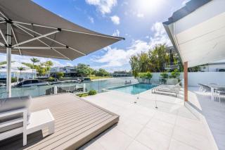 Waterfront Luxury Family Retreat, Noosaville - 7