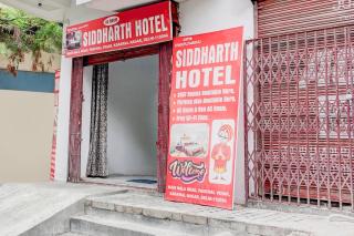 Hotel O Flagship Siddharth Hotel Yamuna Vihar C Block Stand - 1