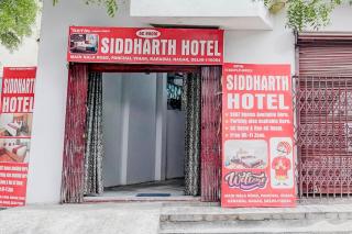 Hotel O Flagship Siddharth Hotel Yamuna Vihar C Block Stand - New Delhi - 2