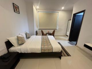Hotel O Aabha Residency - 6