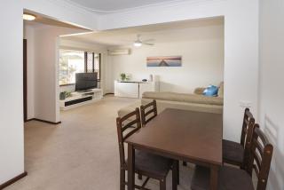 A Shore Thing- Located opposite Busselton Foreshore! - 2