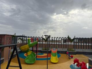 Sonya s airport nest runway - 4