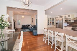 All Decked Out- WIFI, AC in bedrooms, Fireplace - 9