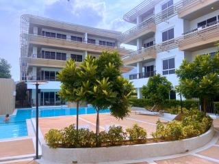 Unique Terraza Condo - 8