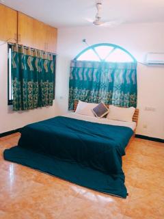 3BHK Villa with WiFi, Swimming Pool, BBQ - Chennai - 9