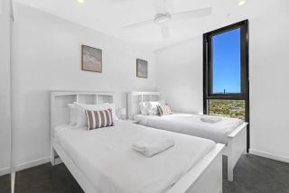 Brand New High-level Ocean View 2 Bedroom Retreat - 9