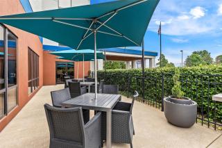 Hampton Inn & Suites Grove City - Grove City - 7