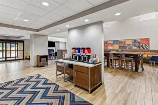 Hampton Inn & Suites Grove City - Grove City - 5