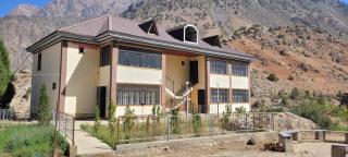Dilovar's Homestay - - 0