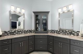 Elegant 5BR Executive Home in Peachtree Corners Min 31 days - 3