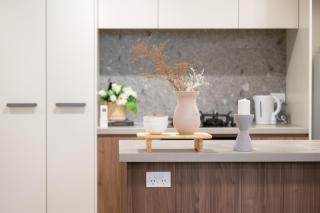 Charming 1 Bedroom Apartment in Dickson with Parking - 2