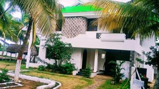 3BHK Villa with WiFi, Swimming Pool, BBQ - Chennai - 1