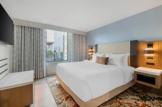 Cambria Hotel Austin Downtown - 5