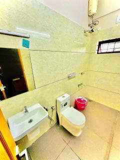 Malabar Service Apartments - 6